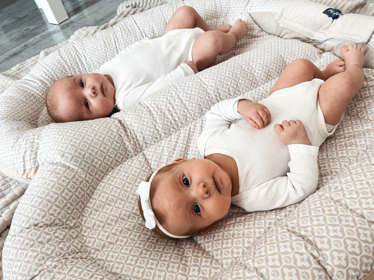  Kokon niemowlęcy dla bliźniąt LUX Collection 100×100 cm Bellochi 4